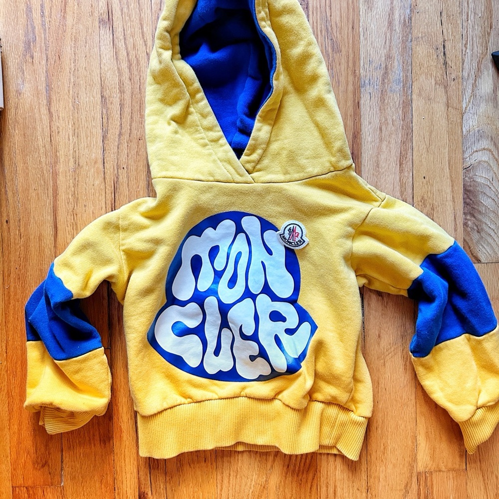 Moncler Kids Yellow Graphic Printed Hoodie